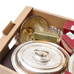 Box of plated ware including oval entree dish, fruit dish, plated trays and other items