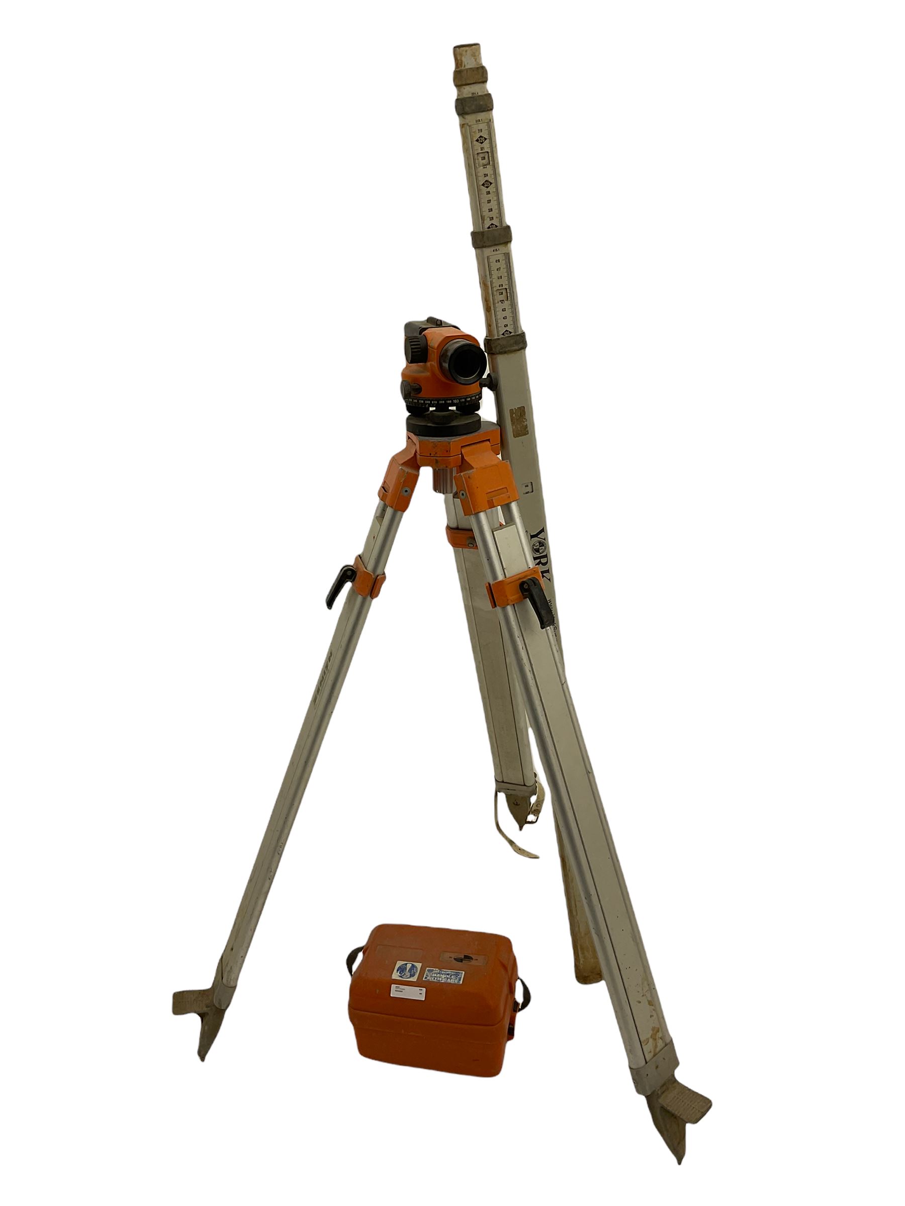 Zenith Theodolite  - THIS LOT IS TO BE COLLECTED BY APPOINTMENT FROM DUGGLEBY STORAGE, GREAT HILL, EASTFIELD, SCARBOROUGH, YO11 3TX