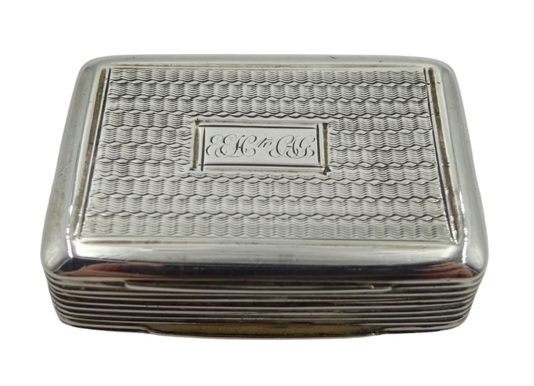 George IV silver small lidded box, engine turned decoration, the cartouche with engraved 'EEH To CAG' by Ledsam & Vale, Birmingham 1827