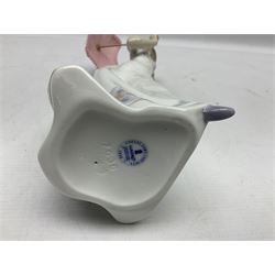 Two Lladro figures, comprising Innocence in Bloom no 7644 and Afternoon Promenade no 7636, both with original box, H28cm