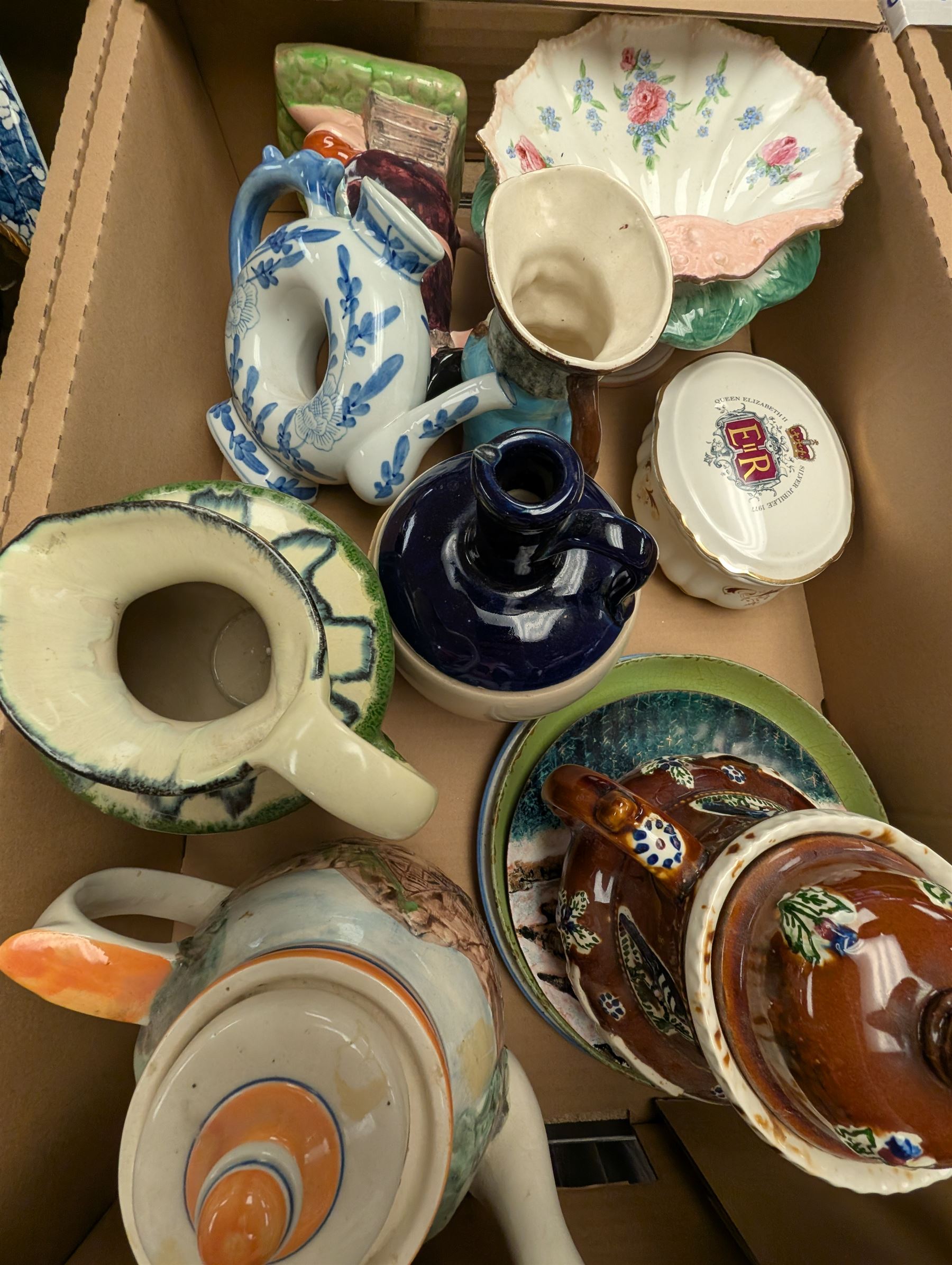 Barge Ware teapot, Withernsea vase, blue and white ceramics and other collectables, in three boxes 