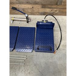 Heavy duty CR06XHD hydraulic vehicle car ramps