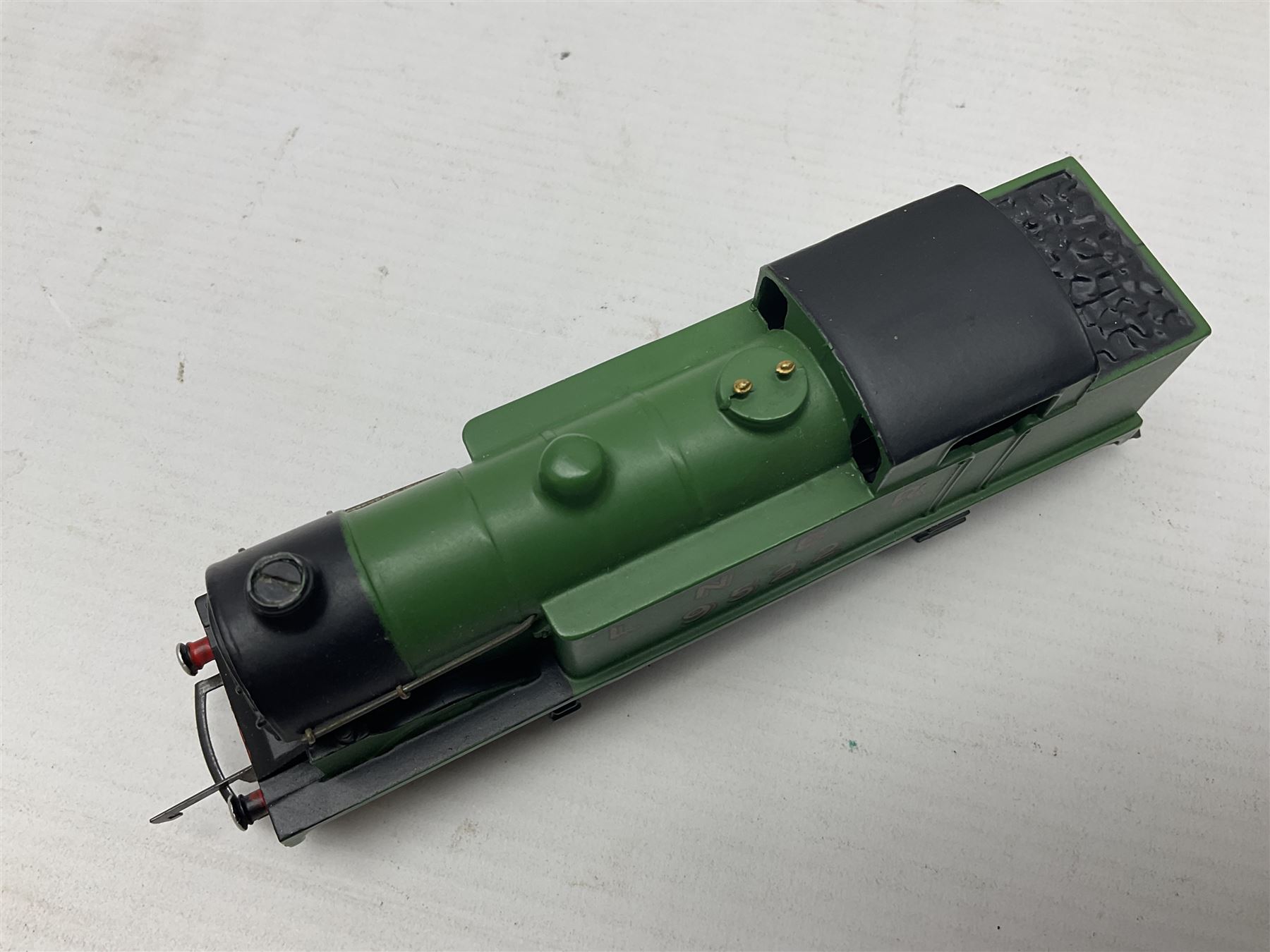 Wrenn '00' gauge - two Class N2 0-6-2 tank locomotives - No..9522 in LNER Light Green in original box with instructions; and No.69550 in BR Lined Black in associated Wrenn box with instructions; together with Tri-ang Wrenn '00' gauge Class A4 4-6-2 locomotive 'Mallard' No.60022; boxed (3)