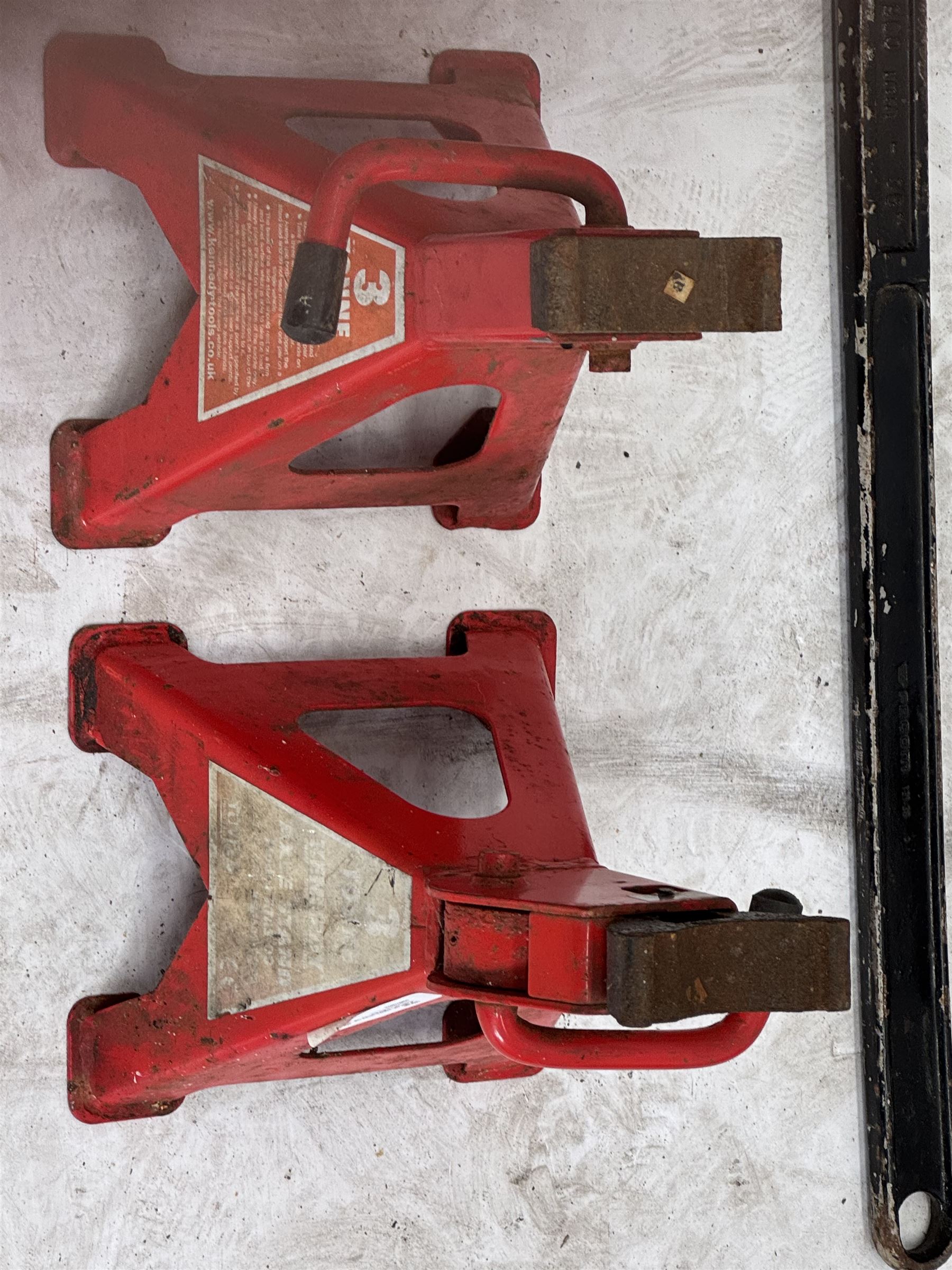 Tull bench pillar drill, Beechers Bender, Clarke grinder, pair of Stilsons, axel stands and bottle jack