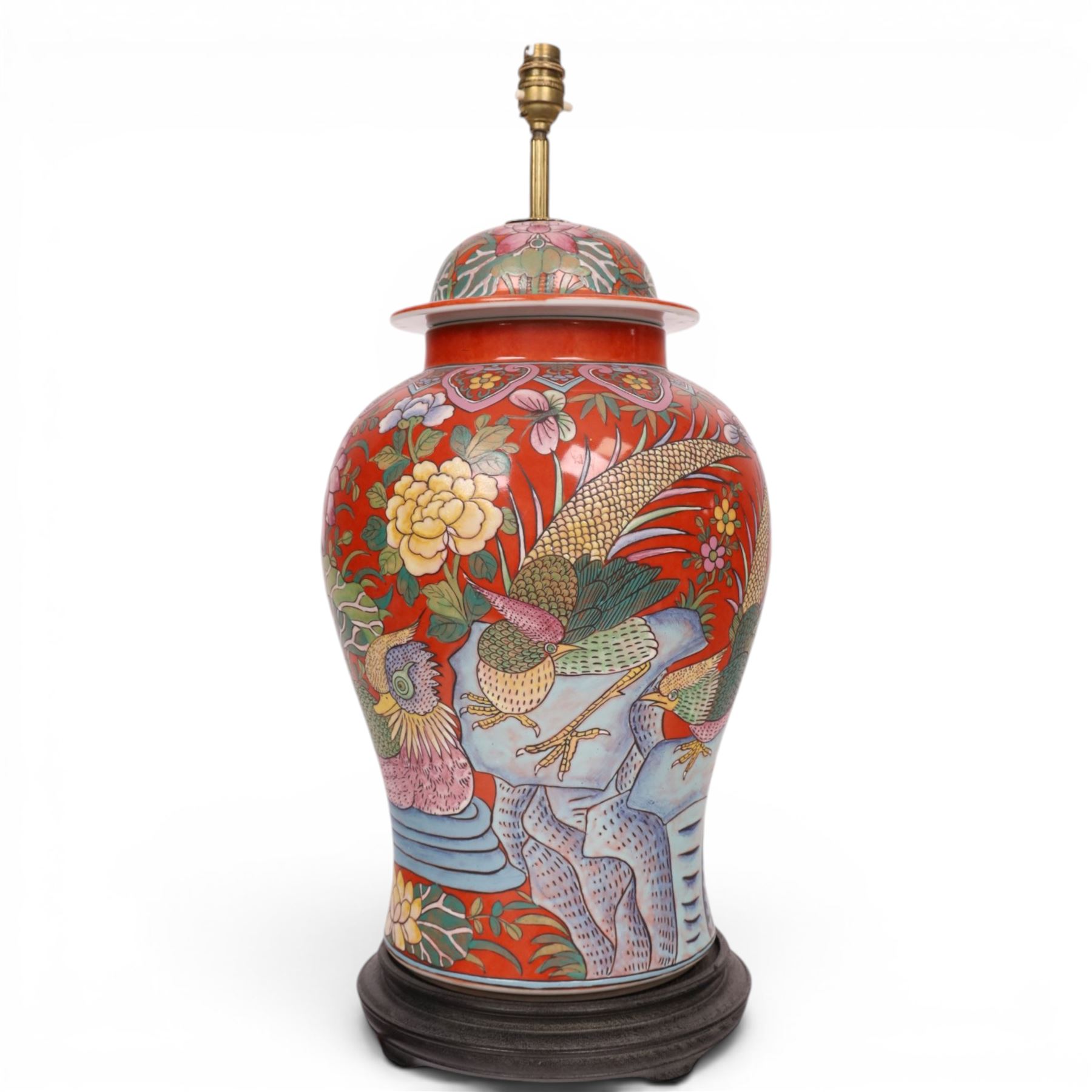 Table lamp of baluster form, decorated with ducks and lilies upon a red ground upon a circular wooden base, H64cm