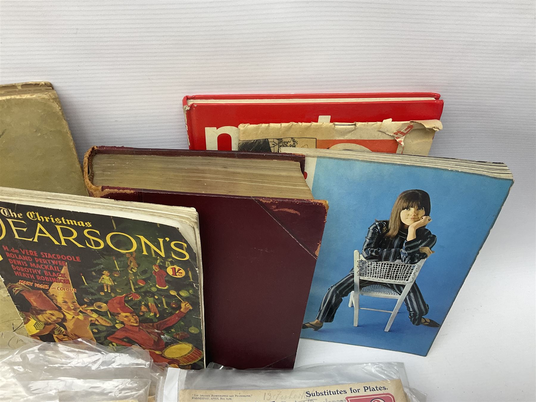 Collection of books and ephemera, including Lucy Dawson; Dogs as I see Them, with twenty two Illustrations in colour, Grosset & Dunlap 1937, Pearson's Christmas magazine December 1973, bound volume of Pearson's Magazine Jan-June 1896, Mates Annual 1976, Glamour Magazine 3rd September 1958, Ready Steady Go 1965, Dorothy Una Ratcliffe; Hoops of Steel, printed for private circulation 1935, signed numbered ltd. edition 40/300 etc