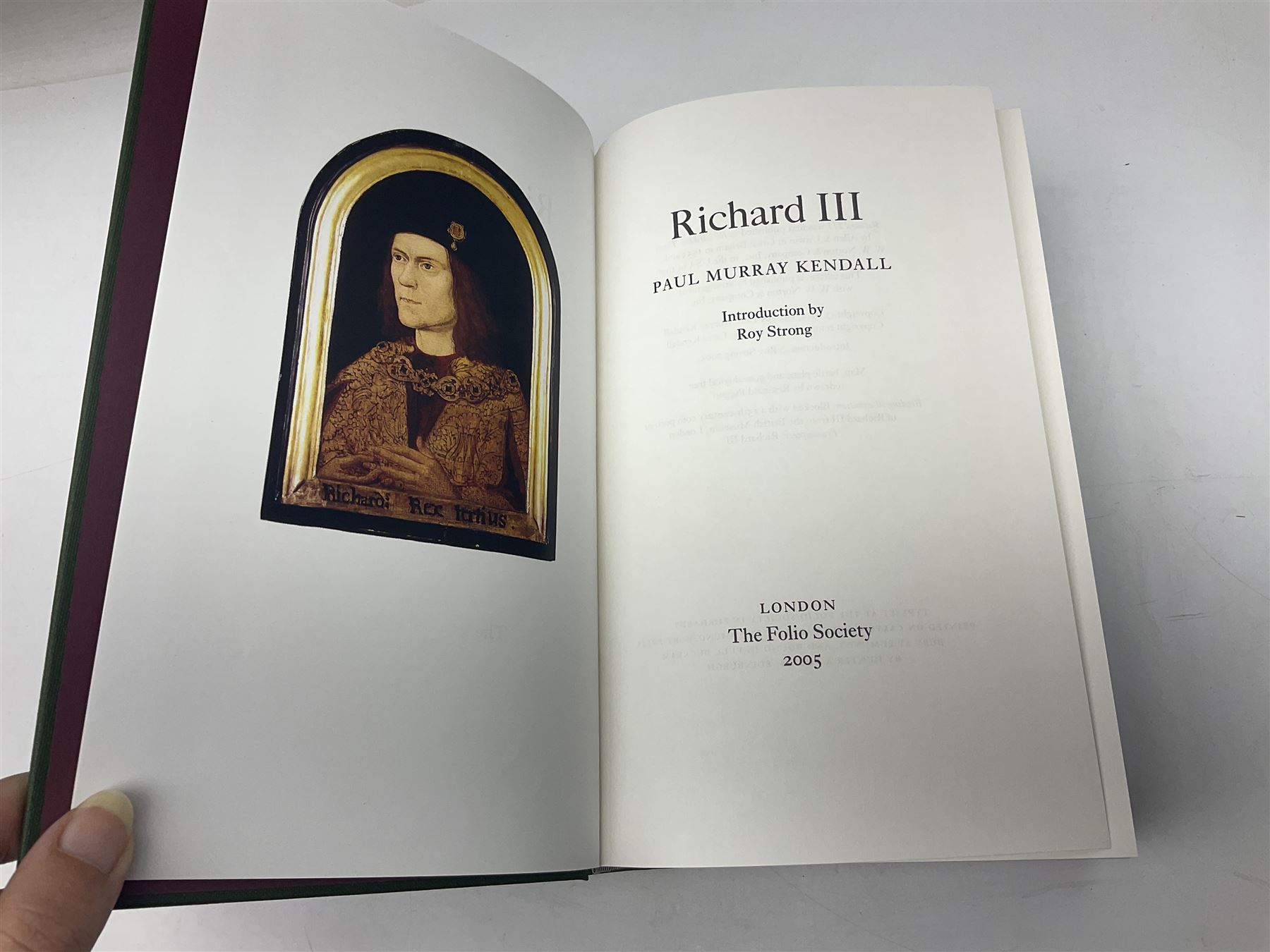 Folio Society - twenty-one volumes including All Quiet on the Western Front, The Twelve Caesars, Richard III, If this is a Man etc 