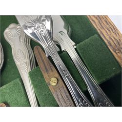 Silver plated canteen of kings pattern cutlery, house in oak canteen of trapezium form 
