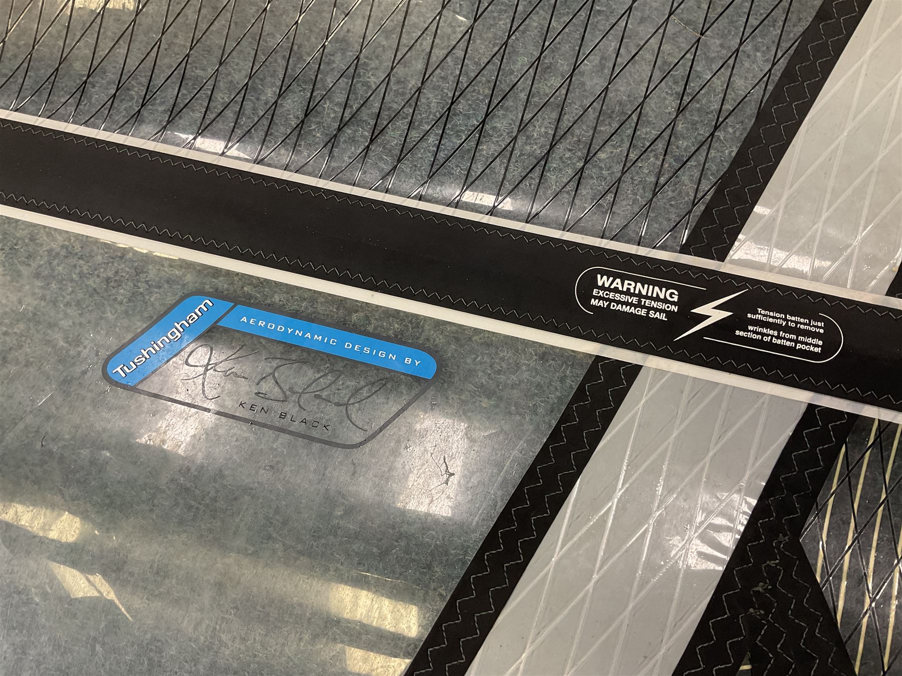 Windsurfing: Quantity of sails and masts comprising Severne Gator sail, mast 430/21 size 6.0, luff 453, boom 182, carbon Redline Severne 430 RDM mast, Tushingham Rock sail and Tushingham Free Wave mast, Tunshingham The Rock 4.2 sail, some with carrying cases, together with other equipment to include Severne Wave Grenade extension, other extensions etc