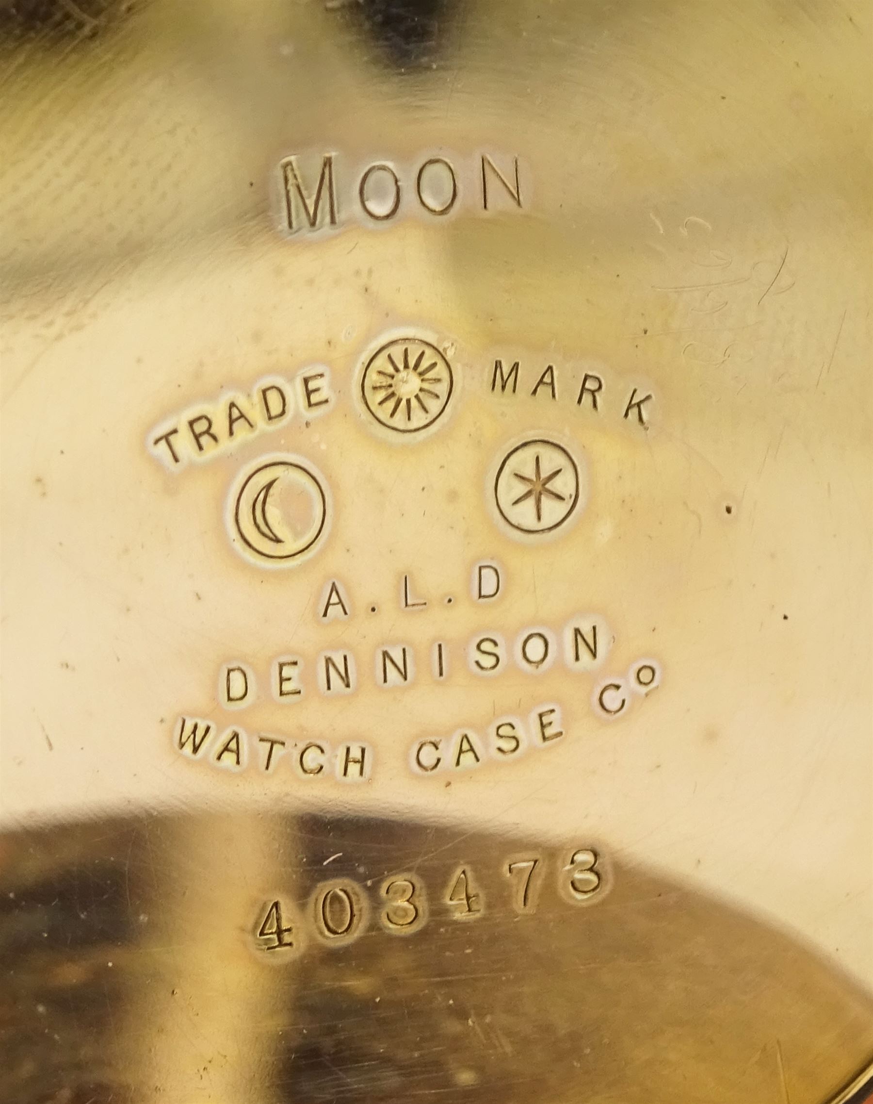 Gold plated Waltham Traveler full hunter keyless lever pocket watch, No. 17654125, white enamel dial with Roman numerals, boxed