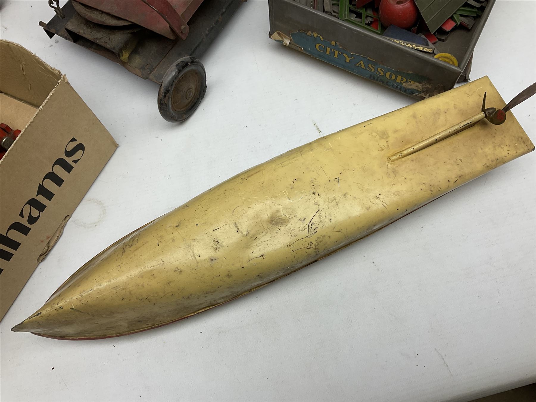 Hornby Racer 3 speedboat L45cm; pre-war Tri-ang sheet steel lorry and mobile crane; quantity of lead soldiers by Johillco etc; Tri-ang Minic clockwork Royal Mail Van; and part set of tin-plate construction pieces; all unboxed