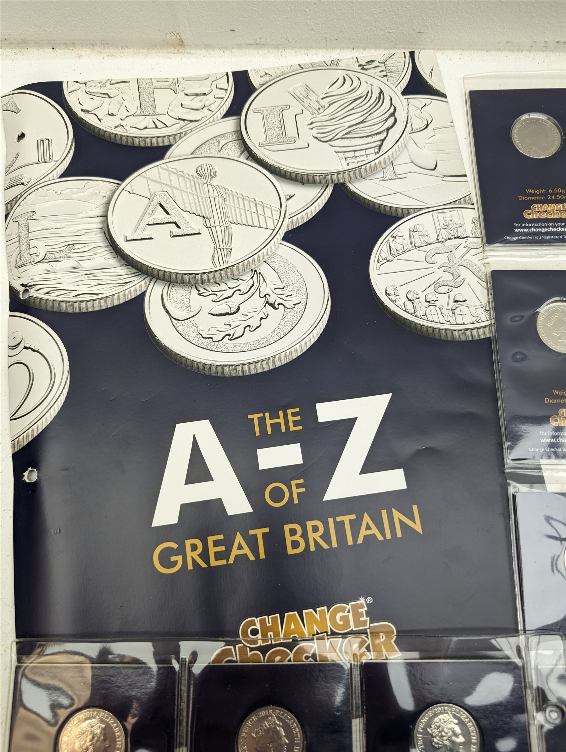 Queen Elizabeth II United Kingdom 2018 A to Z ten pence coin collection, with completer medallion, on Change Checker cards