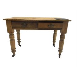 Traditional rustic pine dining table, re