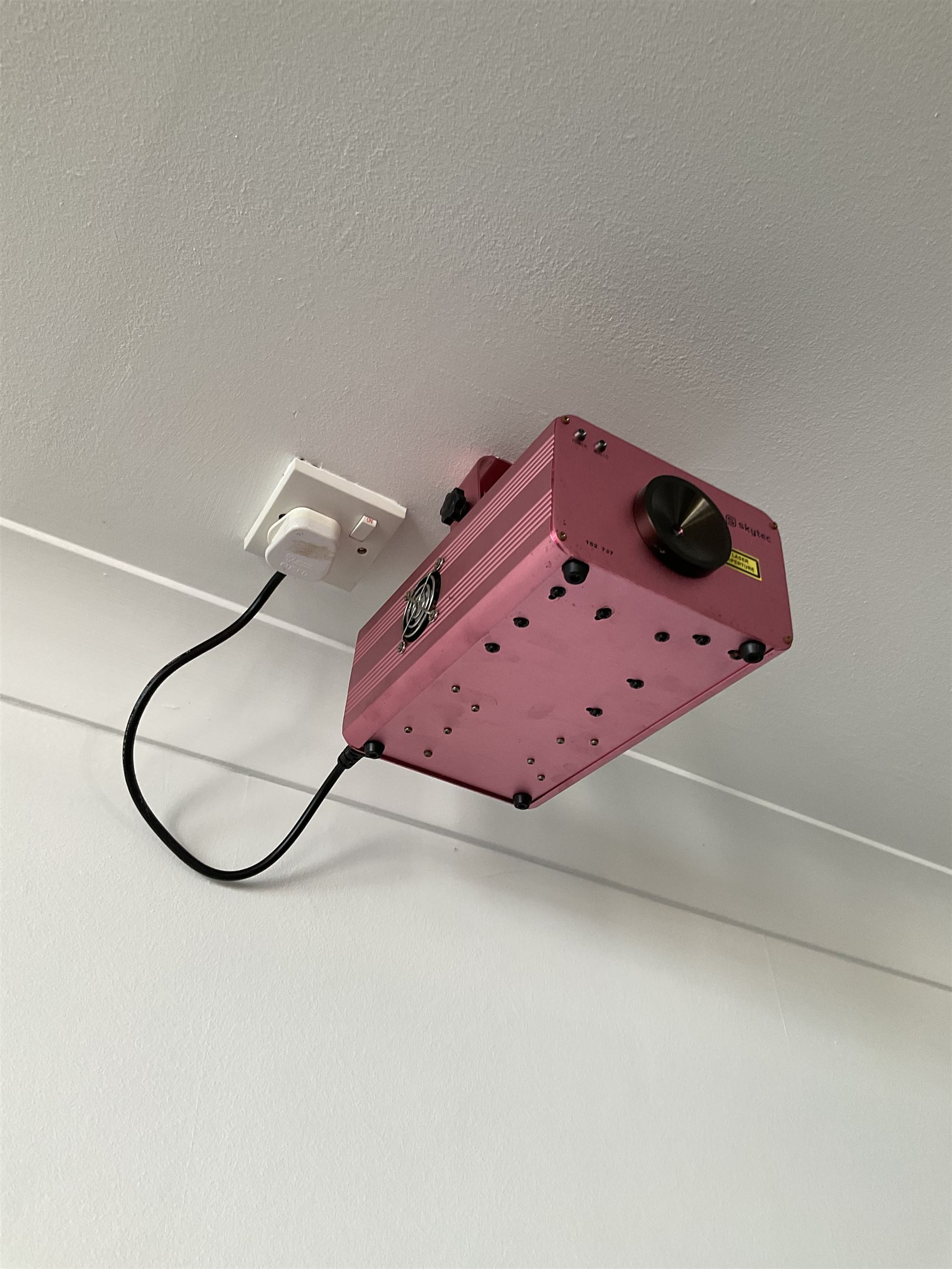 Disco equipment - Four Peavey Impulse 1012 2000W speakers, two Polaris disco lights, two stainless disco lights, laser light and disco ball- LOT SUBJECT TO VAT ON THE HAMMER PRICE - To be collected by appointment from The Ambassador Hotel, 36-38 Esplanade, Scarborough YO11 2AY. ALL GOODS MUST BE REMOVED BY WEDNESDAY 15TH JUNE.