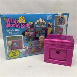 Wish World Kids - Eleven play sets comprising Treats ‘n Sweets Refrigerator, Grin ‘n Win TV, Sponge ‘n Plunge Bathtub, Socks ‘n Locks Dresser, Spice ‘n Slice Stove, Sleep ‘n Leap Bed, File ‘n Smile Desk, Blaze ‘n Braise Fireplace, Hear ‘n Cheer playset in Sponge ‘n Plunge box, two Read ‘n Speed Chair playsets in one box
