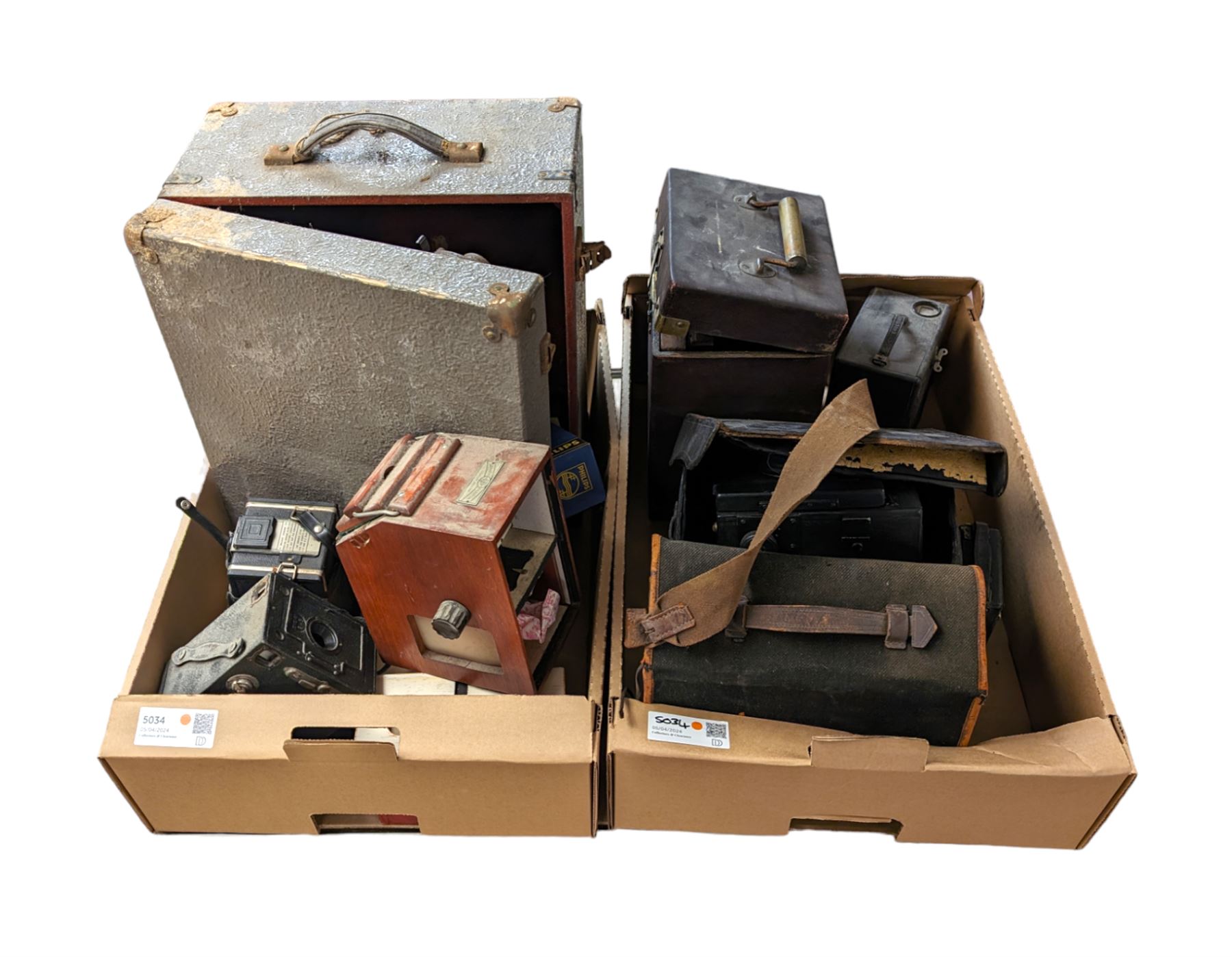 Bell & Howell Gaumont cine projector model 602, together with a Coronet Twelve 20 camera, Junior Special plate camera, folding plate cameras and accessories, in two boxes 
