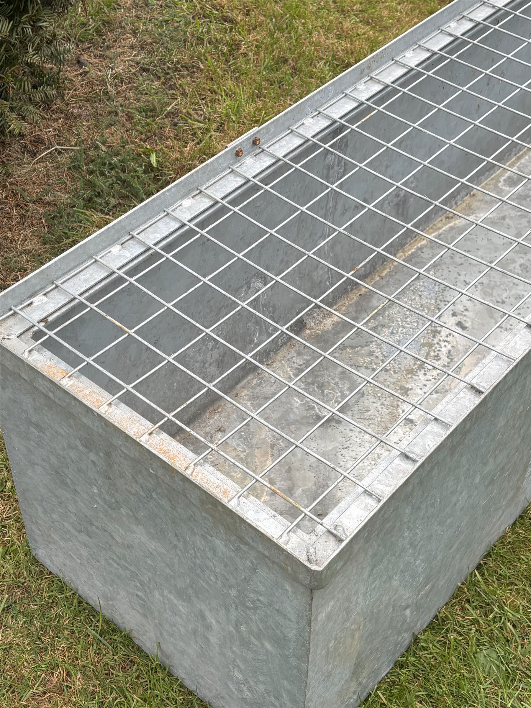 Galvanised trough planter with hinged mesh top. H40cm, L168cm, D43cm. - COLLECTION BY APPOINTMENT FROM: The White House, Thirsk Road, Easingwold, York, YO61 3NF - CALL 01723 507111 TO ARRANGE
