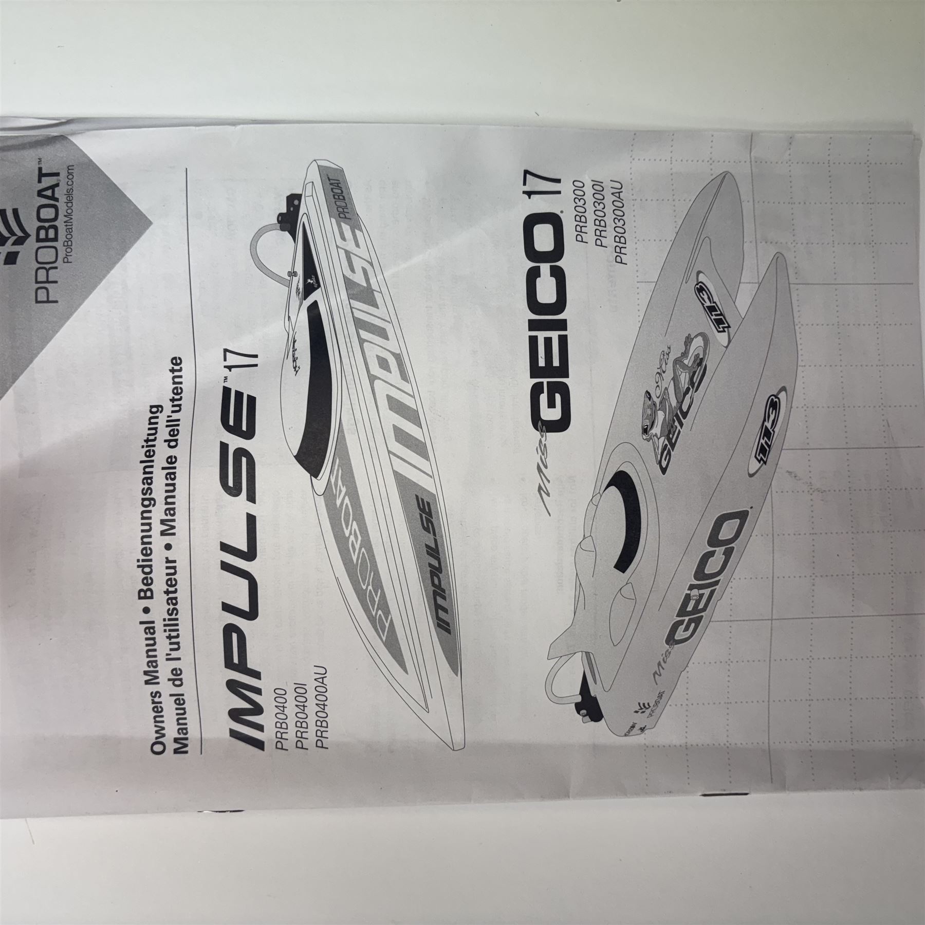 Proboat PRB0300 Miss Geico 17 RTR 24 radio controlled model boat/catamaran with controller and instructions