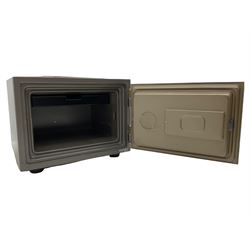 Cock fireproof combination safe, with key and instructions