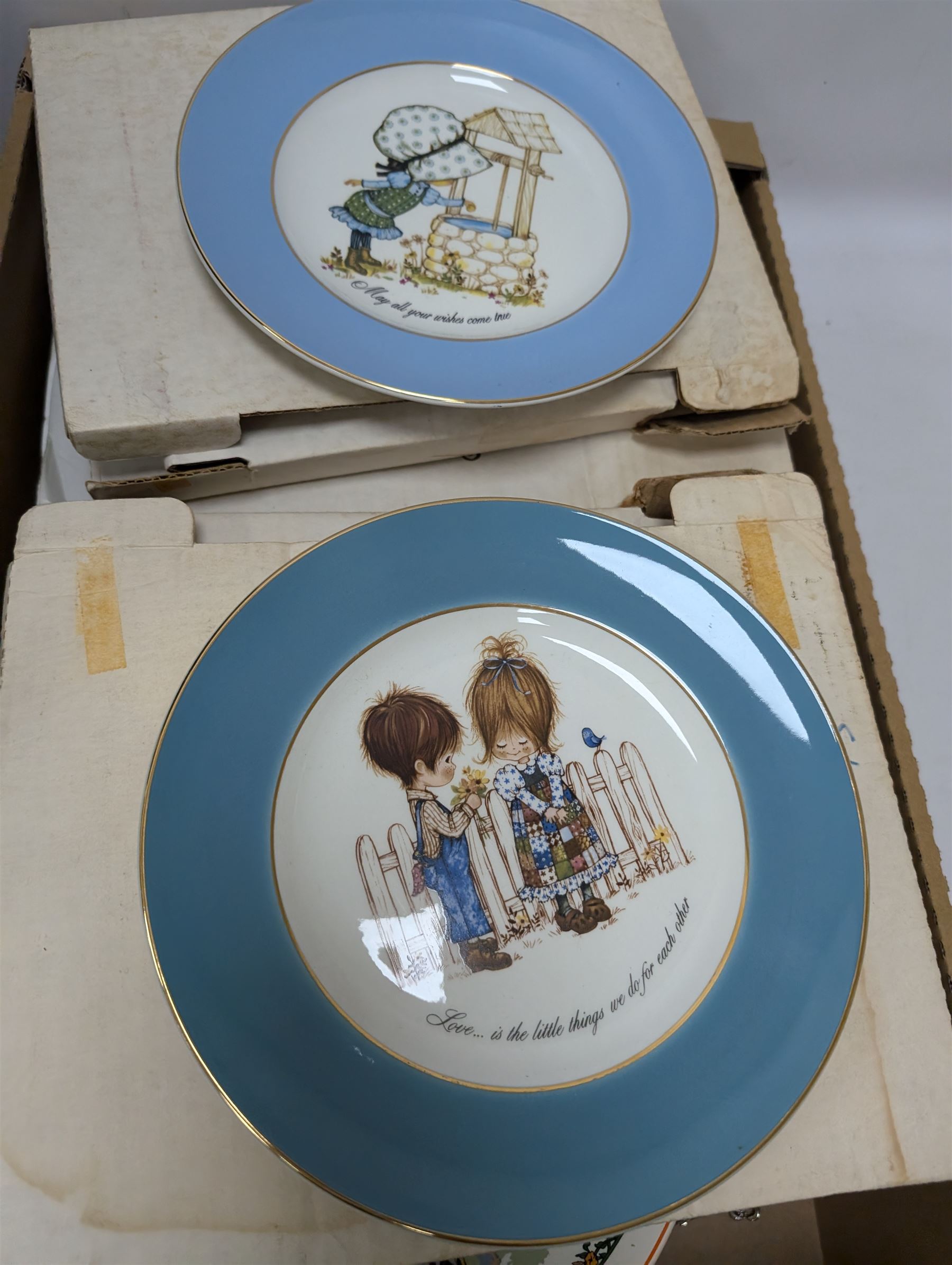 Collection of miniature flower fairy plates, Aynsley Orchard Gold table lamp and other collectors plates