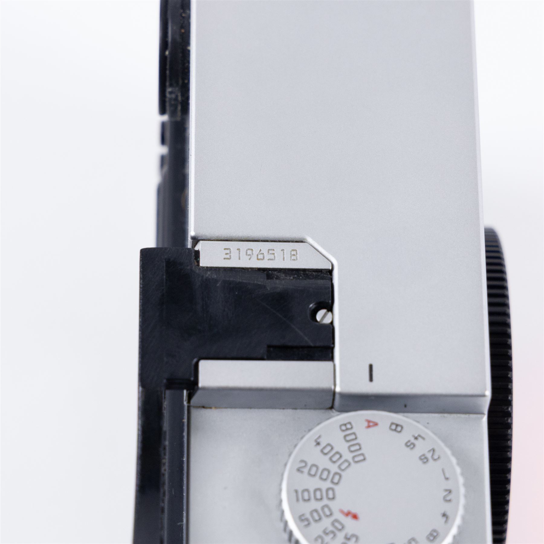 Leica M8 digital rangefinder camera body, with chrome finish, serial number 3196518, circa 2007, in original inner and outer boxes with charger and instructions 