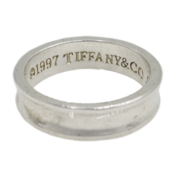  Tiffany & Co 1837 silver ring copyright 1997  