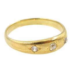 Early 20th century 18ctgold three stone old cut diamond gypsy set ring