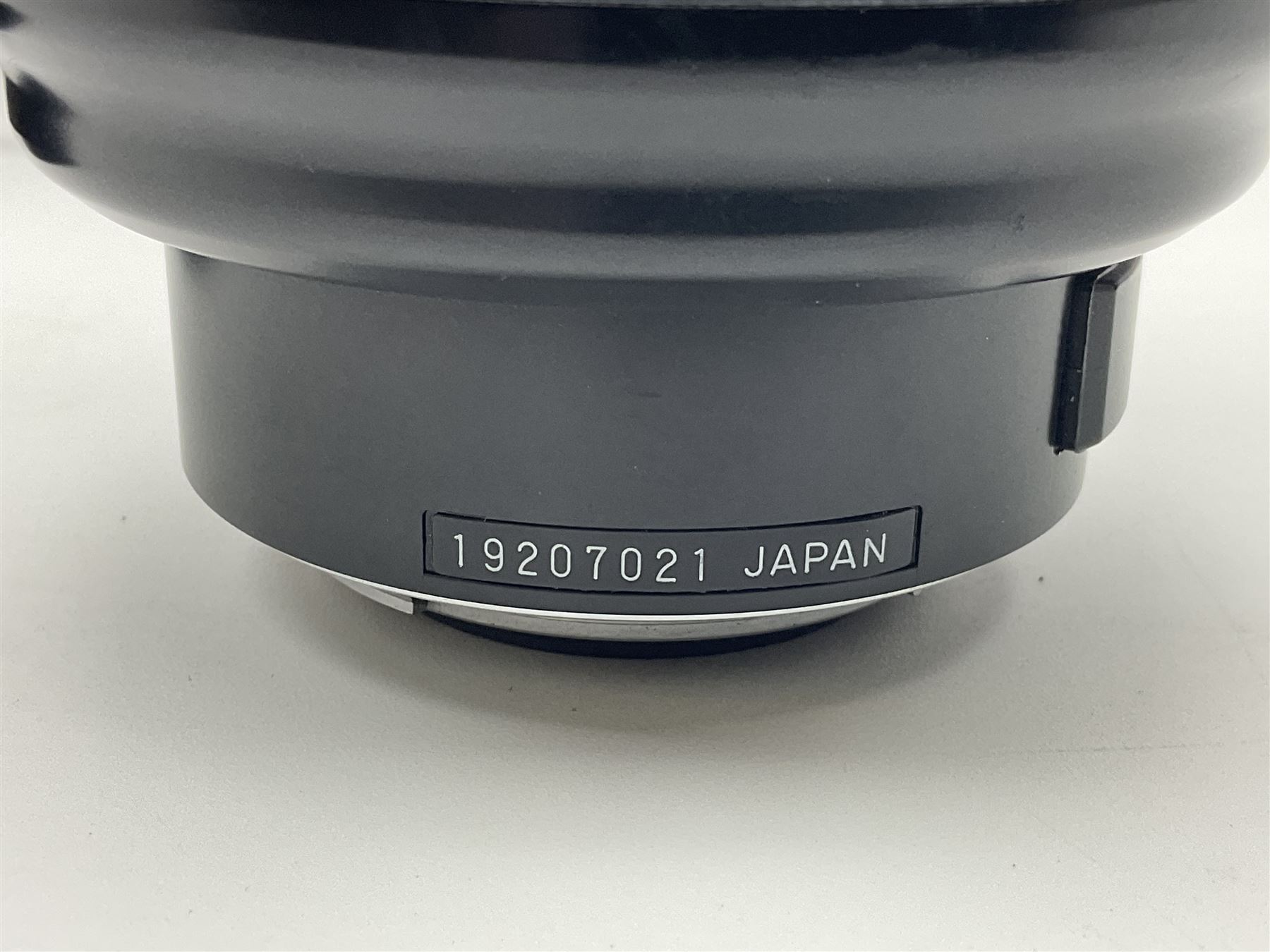 Minolta AF Reflex 500mm 1:8' camera lens serial no 1920721, in case