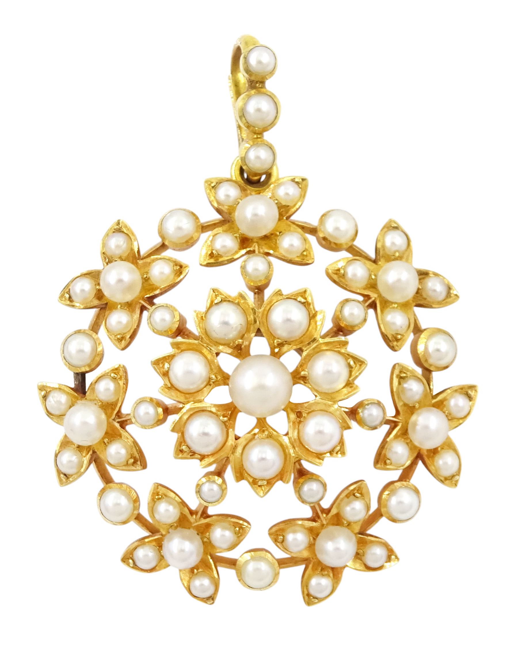 Edwardian 15ct gold pearl flower brooch, with detachable pendant setting, in fitted velvet and silk lined box