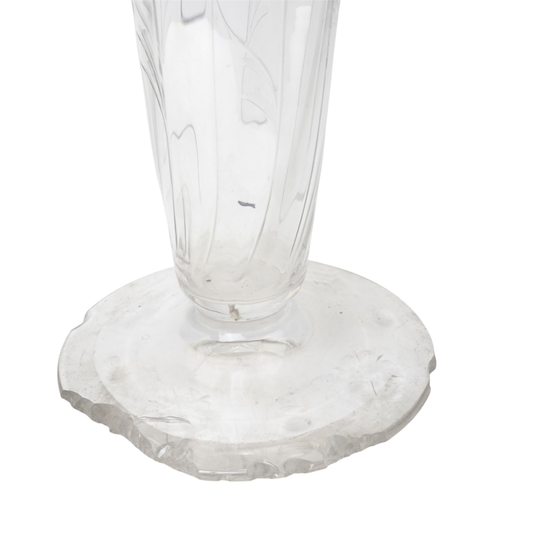*Collection of hand blown and contemporary decorative glassware examples, to include a set of twelve etched glass ice plates, large trumpet shaped vase with shaped floral decoration, decanter with devil motif, etc
From the Kirkham Hall Attic & Cellar Collection, sold without reserve