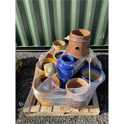 Glazed and other garden planters, chimney pot, birdbath and other on two pallets - THIS LOT IS TO BE COLLECTED BY APPOINTMENT FROM DUGGLEBY STORAGE, GREAT HILL, EASTFIELD, SCARBOROUGH, YO11 3TX