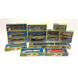 Rivarossi for AHM 'HO' scale - Union Pacific 4-8-8-4 locomotive No.4005 with tender, Baltimore & Ohio 0-4-0 locomotive No.96 with tender, and thirteen various wagons, all boxed
