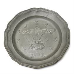 Copper coal scuttle and scoop, 18th century pewter charger, D46cm, and a small continental pewter plate