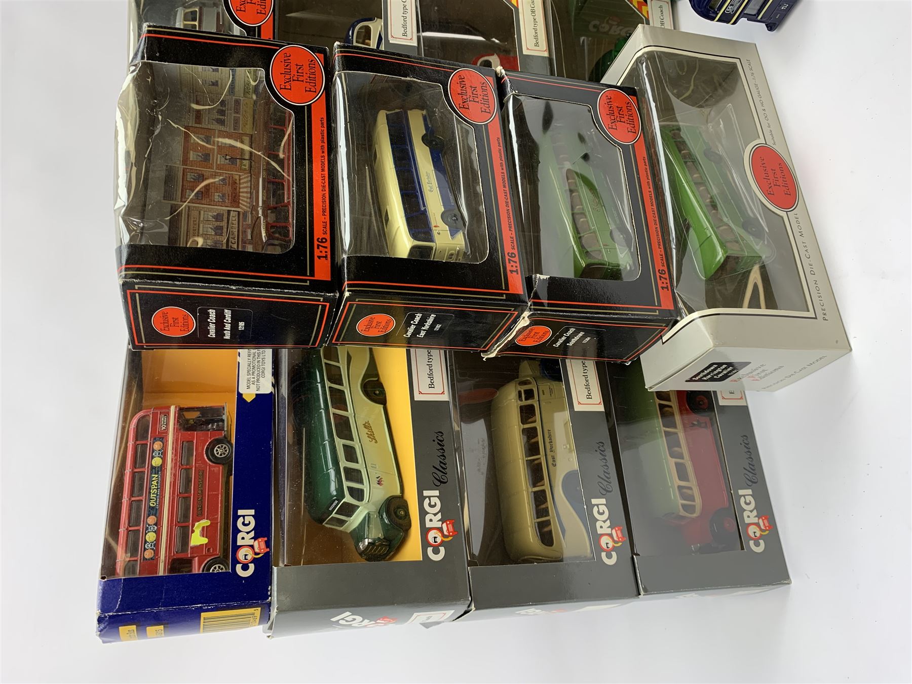 Seventeen die-cast models of buses including Corgi Classics and Original Omnibus series, Exclusive First Editions (EFE) etc; all but one boxed (17)