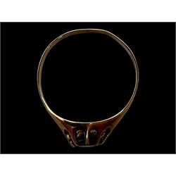 9ct gold illusion set diamond signet ring and a 9ct gold garnet ring