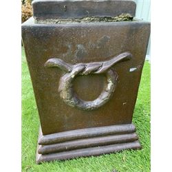 Terracotta garden urn on plinth - THIS LOT IS TO BE COLLECTED BY APPOINTMENT FROM DUGGLEBY STORAGE, GREAT HILL, EASTFIELD, SCARBOROUGH, YO11 3TX