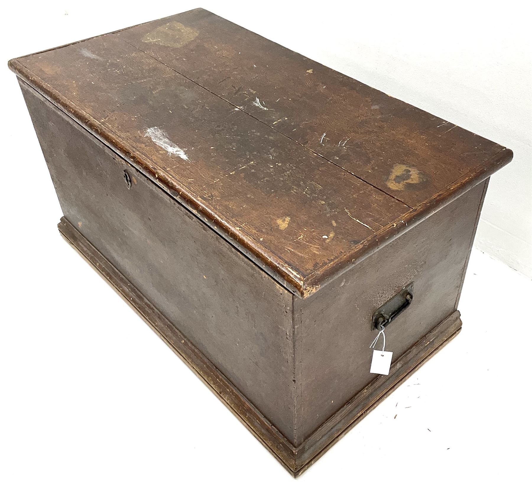 Victorian pine blanket box (lid detached), two metal carrying handles