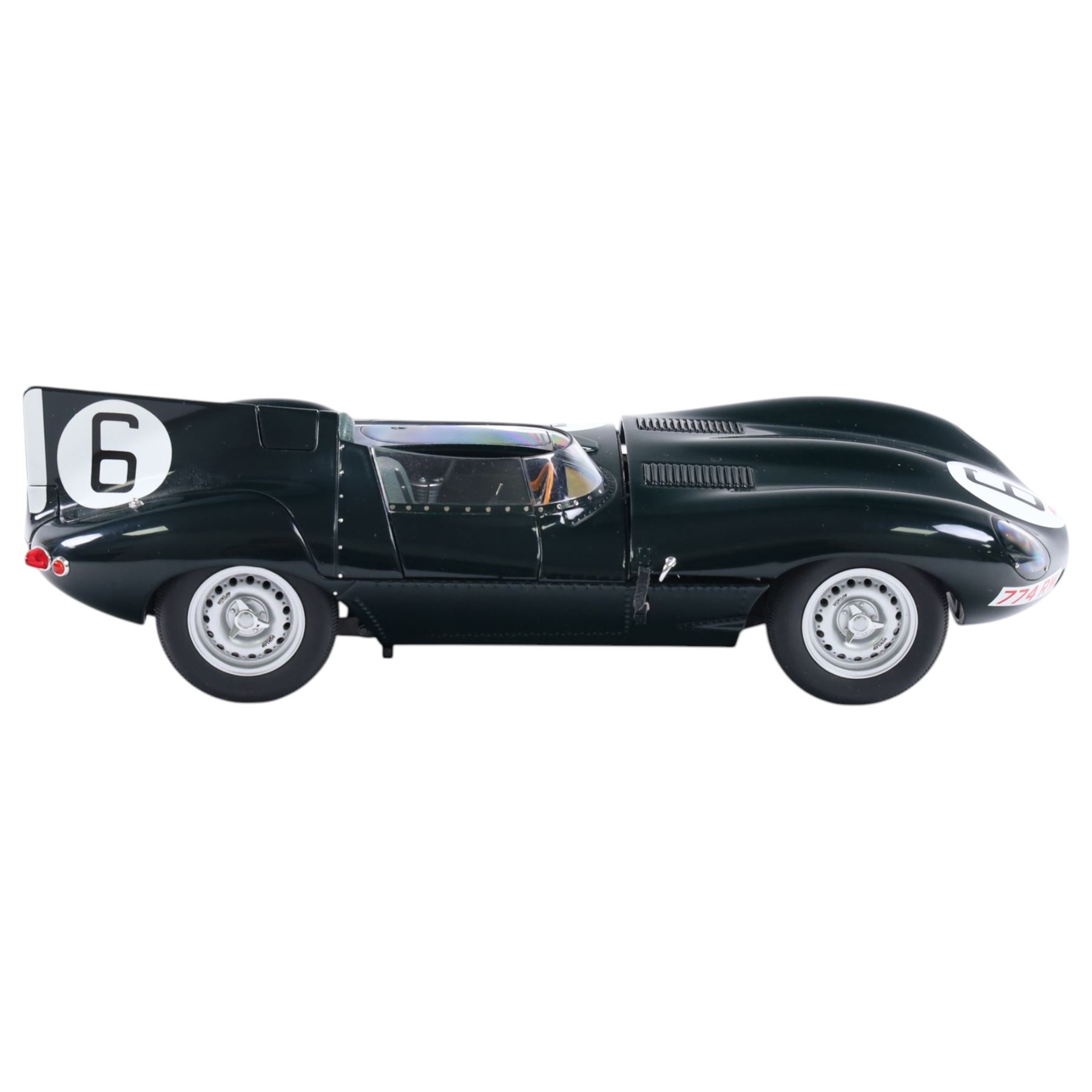 Autoart Signature Jaguar D-Type 1955 LeMans 24 Hours Winner, racing no. 6, boxed with certificate
