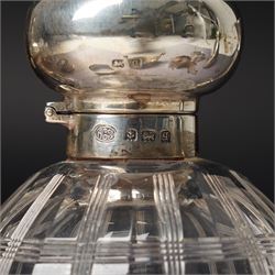 Small silver hip flask engraved with initials H9cm Sheffield 1988 Maker Hugh Crawshaw, silver pepper mill Sheffield 1975, globe scent flask with silver cover, four silver serviette rings, small silver vase and Norwegian silver salt