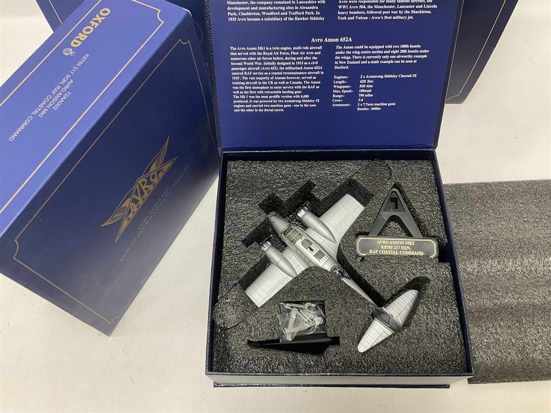 Oxford Die-Cast - four 1:72 scale model planes comprising two DH89 Dragon Rapide 72DR007 Z-7258/G-AFMH (RAF Air Ambulance) and 72DR008 0G-AIDL (Classic Air Force); De Haviland Devon C1 72DV003 VP975 Royal Aircraft Establishment; Avro Anson Mk1 72AA002 217 Sqn. RAF Coastal Command; in original boxes (4) 