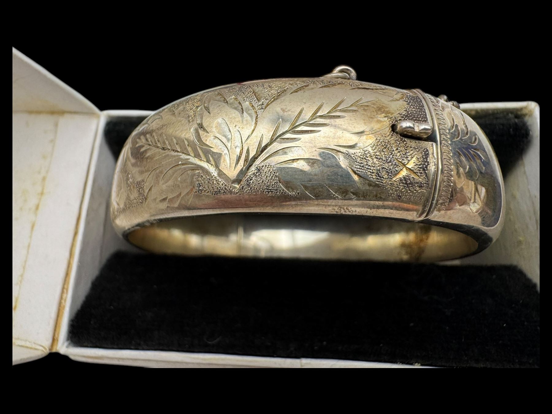 Silver bangle and silver cheroot holder case, Majorica faux pearls with silver clasp, Swarovski ring and a Certina wristwatch