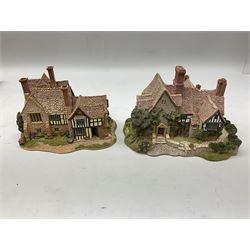 Six Lilliput Lane Special edition cottages, to include The Almonry, Anne of Cleeves and Yew Tree Farm, together with Somerset Springtime plaque, no boxes, one with deed