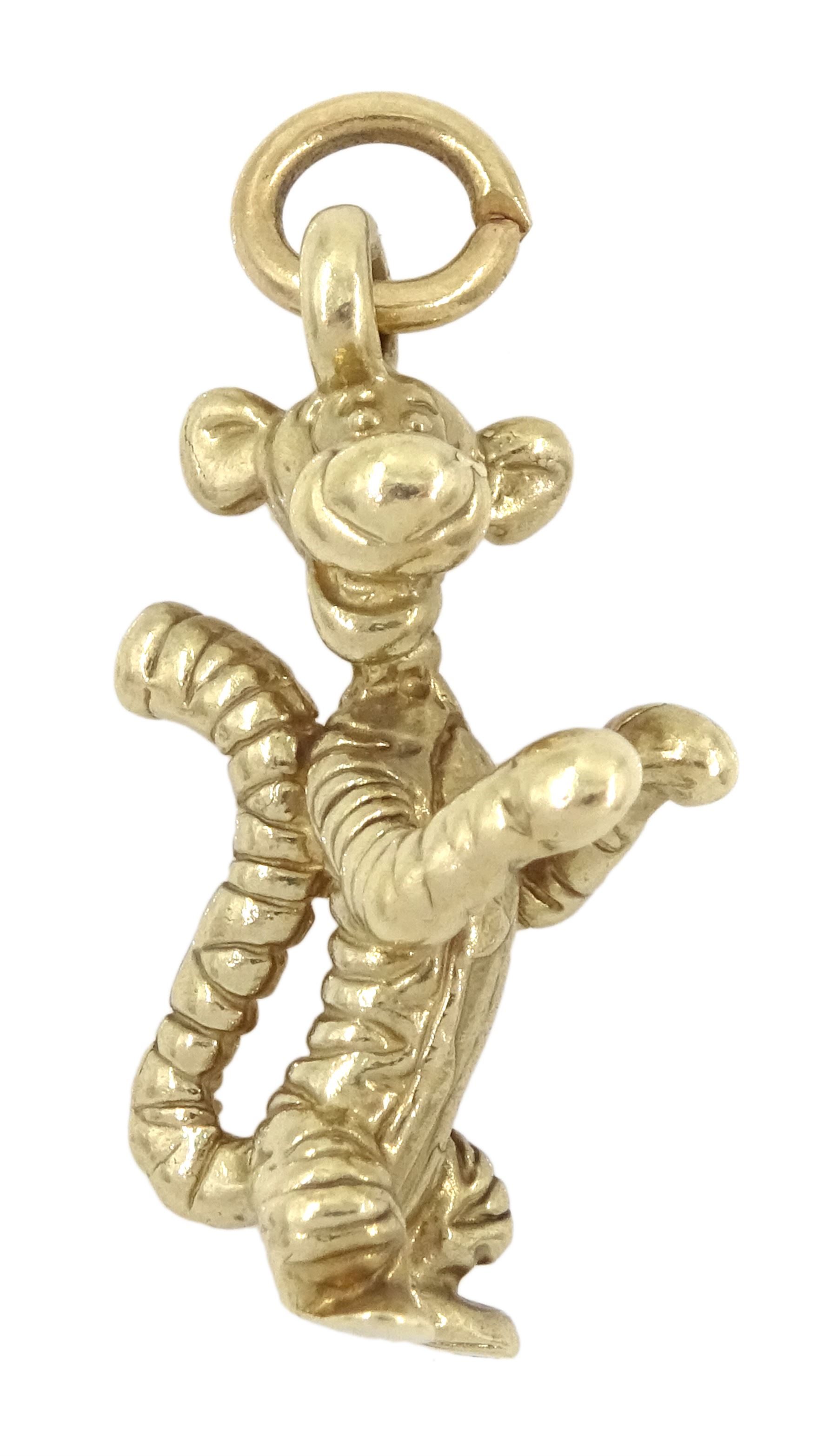 9ct gold Tigger pendant