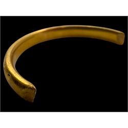 22ct gold broken wedding band, hallmarked