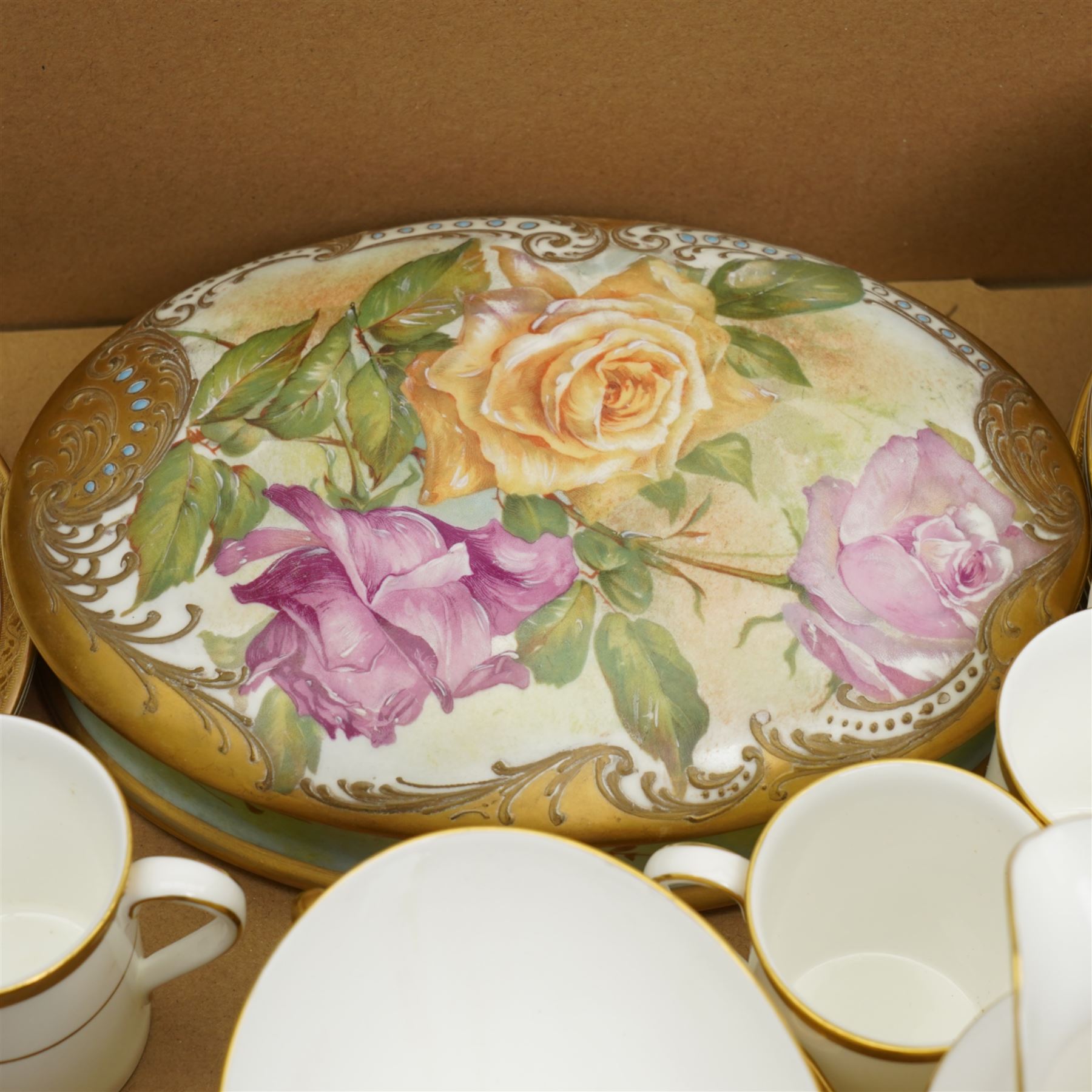 Royal Doulton 'Royal Gold' tea ware, set of four Limoges trinket boxes, small limoges vase and large covered box