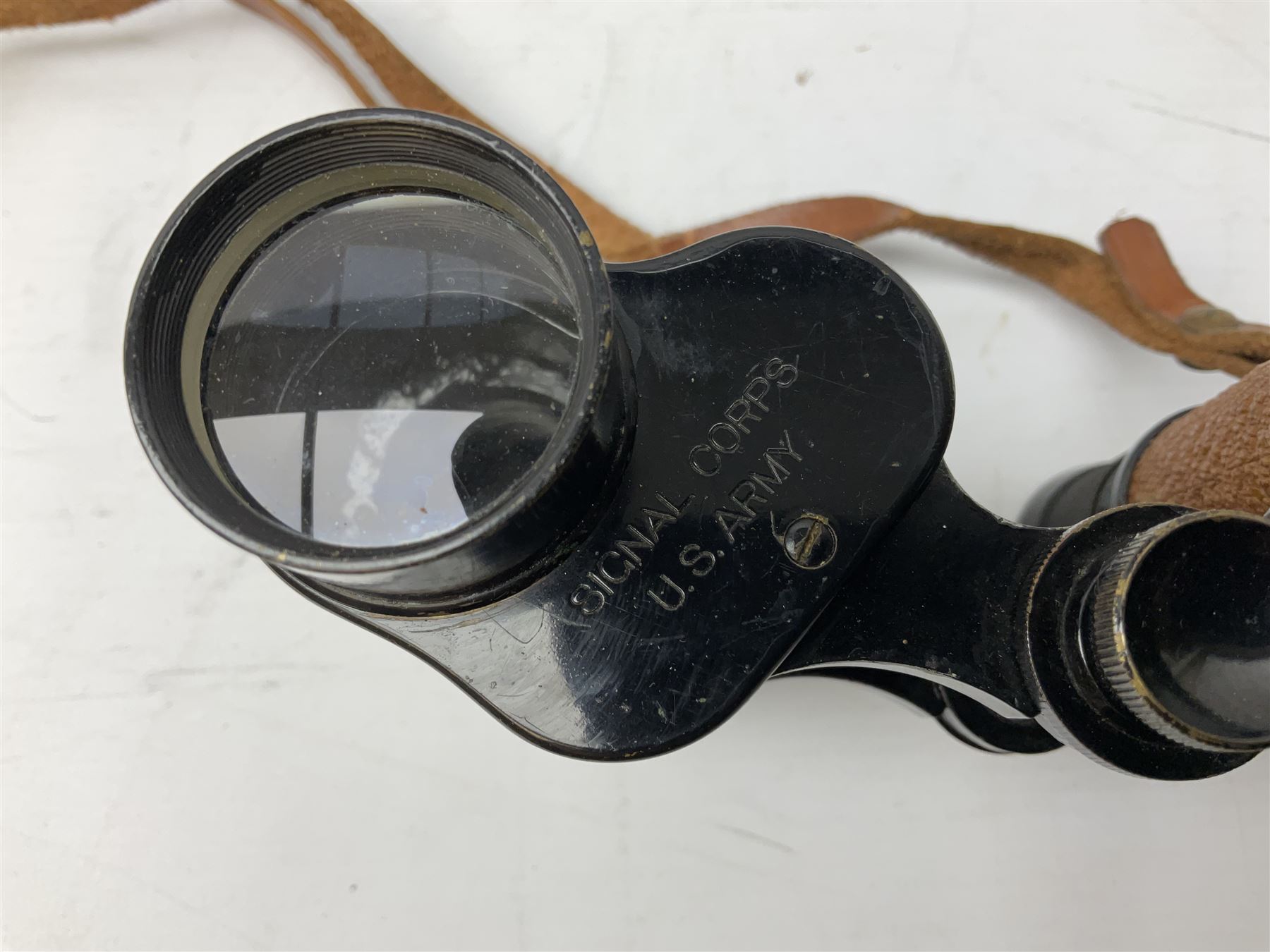 Pair of Bausch & Lomb U.S.A. 30mm binoculars and a pair of WWII period Bino Prism No.5 MKV 7X binoculars dated 1944 (2)