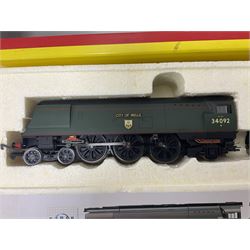 Hornby ‘00’ gauge - Class T9 4-4-0 locomotive Collector Centre Special 118/1200 no.30119 in BR green; Class 06 2-8-0 locomotive no.7675 in LNER black; West Country Class 4-6-2 locomotive ‘City of Wells’ no.34092 in BR green; in original boxes (3) 