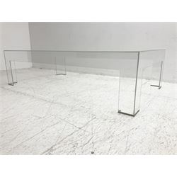 GLAS Italia - 'TAT05' contemporary glass coffee table, rectangular form on block supports 