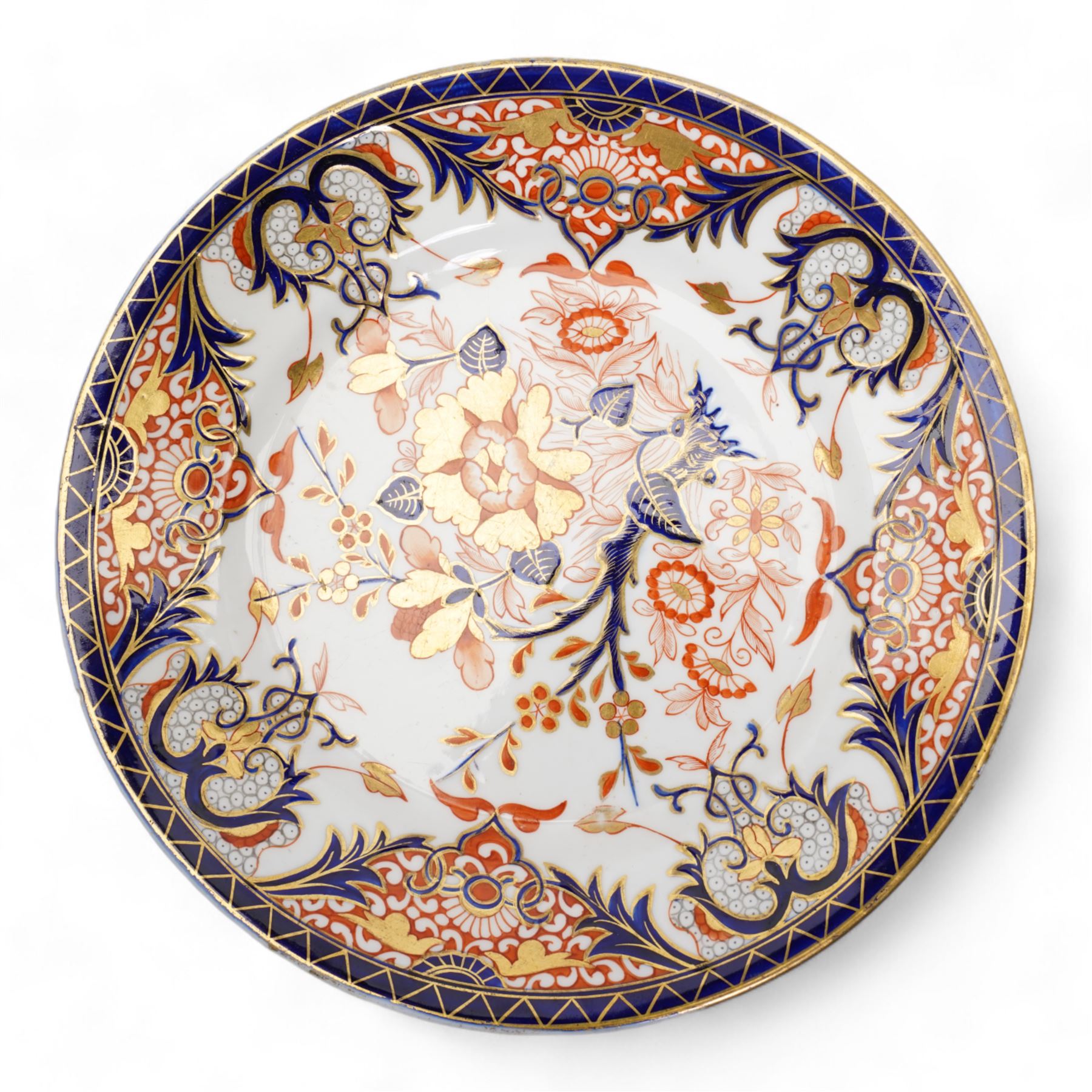 Early 19th century Derby Kings pattern table wares comprising tureen and stand, plate and three cups and saucers, together with a Derby quatrefoil form imari pattern dish and small tureen 