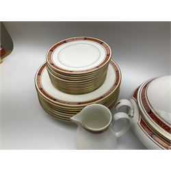 Royal Worcester Beaufort pattern tea and dinner wares, including seven dinner plates, eight side plates, thirteen dessert plates, six bowls, eight soup bowls, sauce boat on stand, cake plate, covered tureen, coffee pot, milk jug etc (51) 